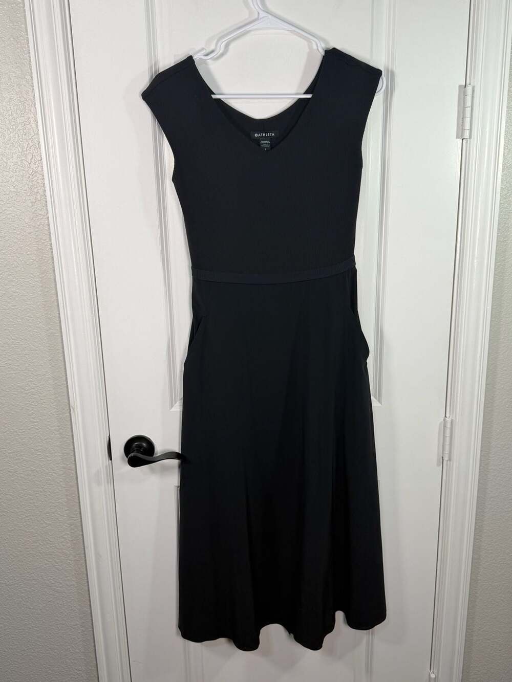Athleta Ryder Ribbed Cutout Midi Dress Black Size SP